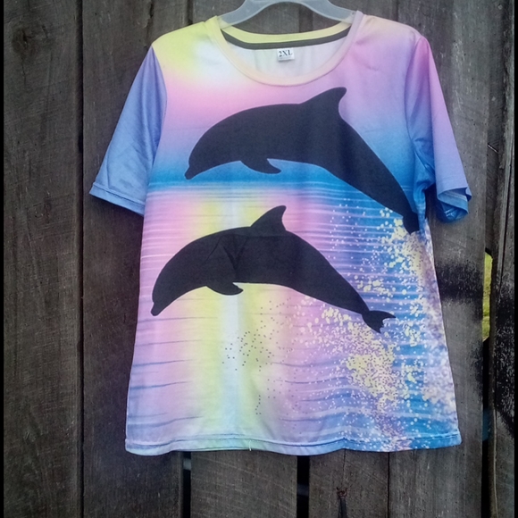💖Dolphin Shirt🐬 - Picture 6 of 7